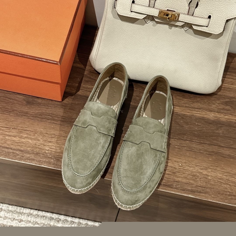 H**mes leather shoes